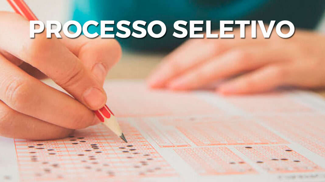 Itapajé-CE oferece vagas de R$ 3 mil na educação