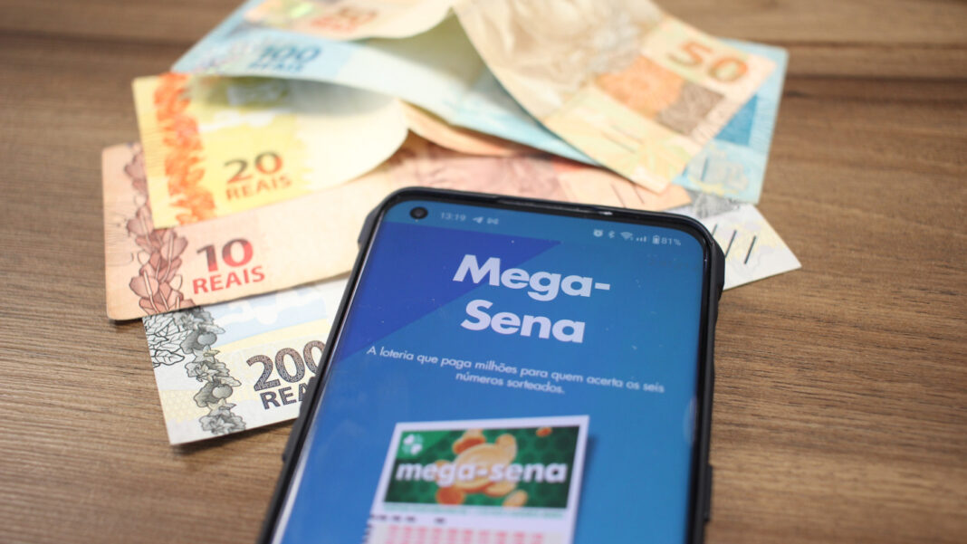 Mega-Sena 3004: 32 apostas acertam a quina e levam R$ 39 mil Mega-Sena 3004: 32 apostas acertam a quina e levam R$ 39 mil