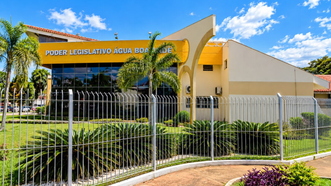 Concurso da Câmara de Paraguaçu Paulista abre vagas com salários de até R$ 11 mil Concurso da Câmara de Paraguaçu Paulista abre vagas com salários de até R$ 11 mil